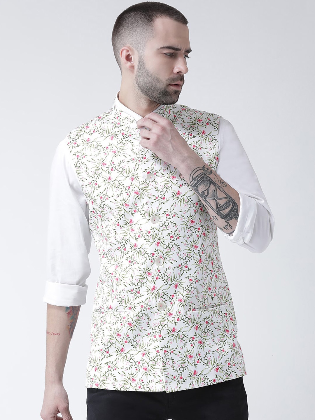 

KISAH Men White & Green Printed Bandhgala Woven Nehru Jacket
