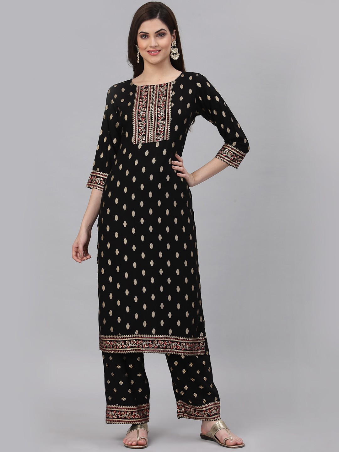 

SANISA Women Black & Gold-Coloured Ethnic Motifs Foil Printed Kurta with Palazzos