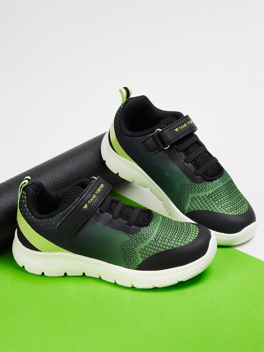 

Fame Forever by Lifestyle Boys Green Woven Design PU Slip-On Sneakers