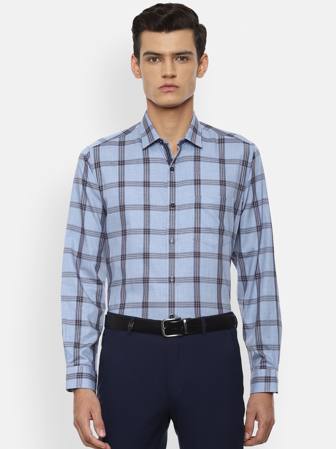 

Van Heusen Men Blue Checked Formal Shirt