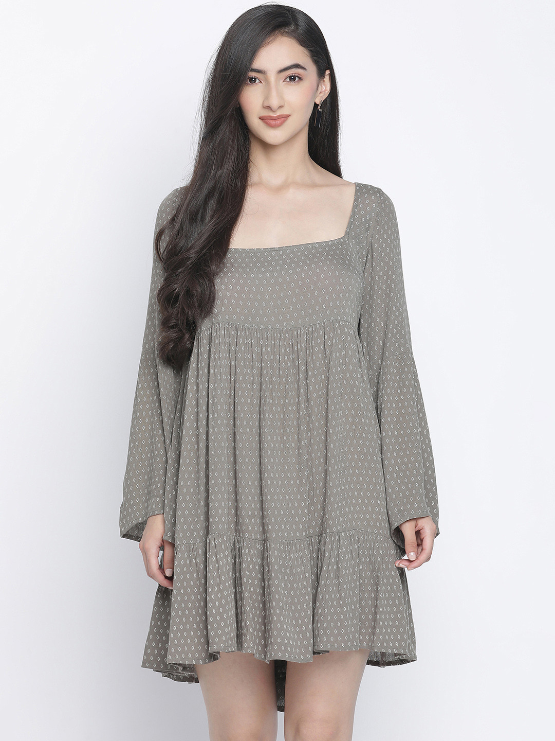 

Oxolloxo Grey Crepe Empire Dress