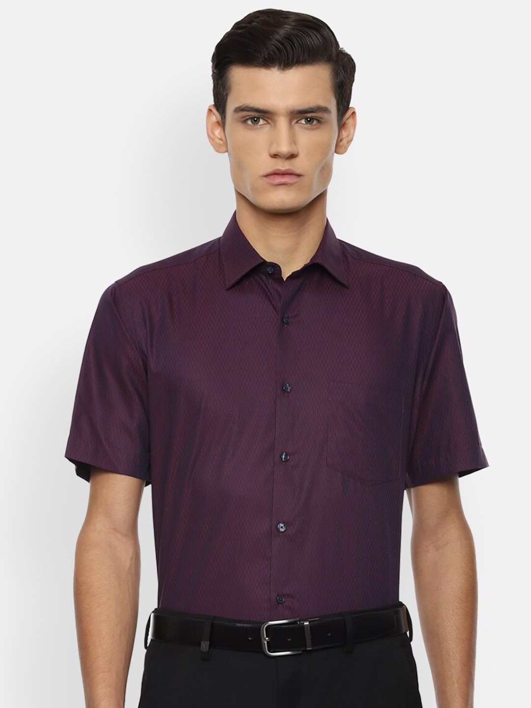 

Van Heusen Men Maroon Cotton Formal Shirt