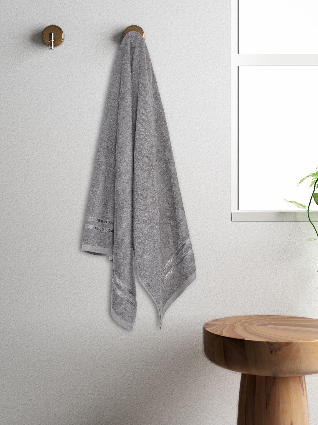 

Welspun Grey Pure Cotton Quick Dry Bath Towel