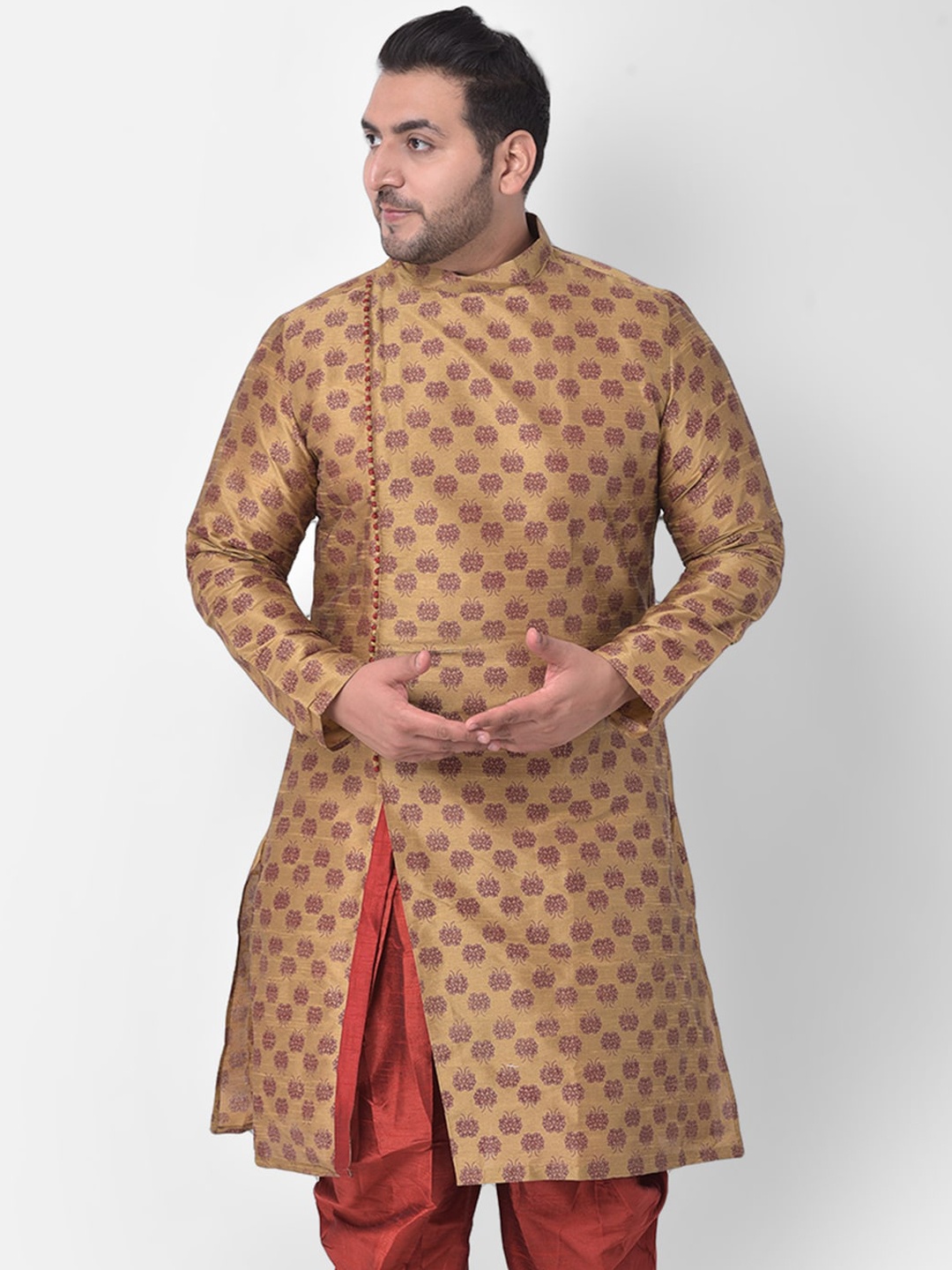 

DEYANN PLUS Men Brown Thread Work Kurta