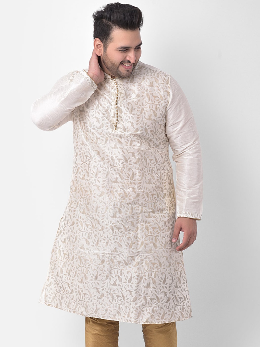 

DEYANN PLUS Men Off White & Gold-Toned Paisley Printed Kurta