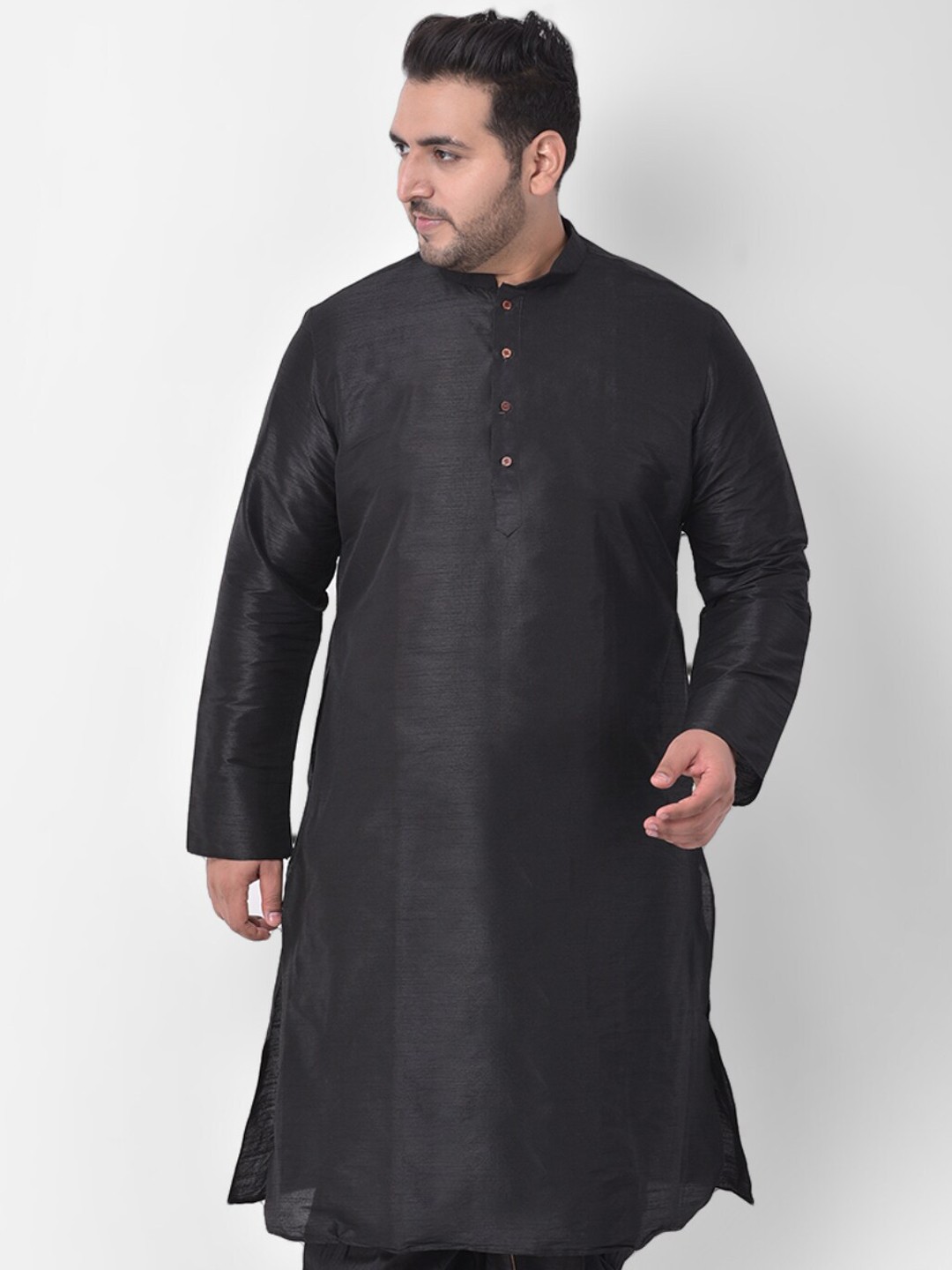 

DEYANN PLUS Men Black Dupion Silk Kurta