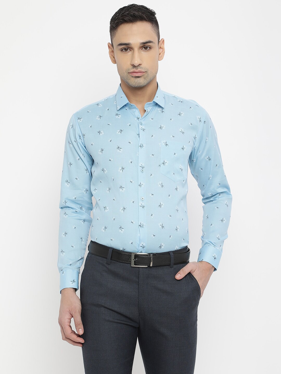 

V2 Value & Variety Men Blue Printed Formal Shirt