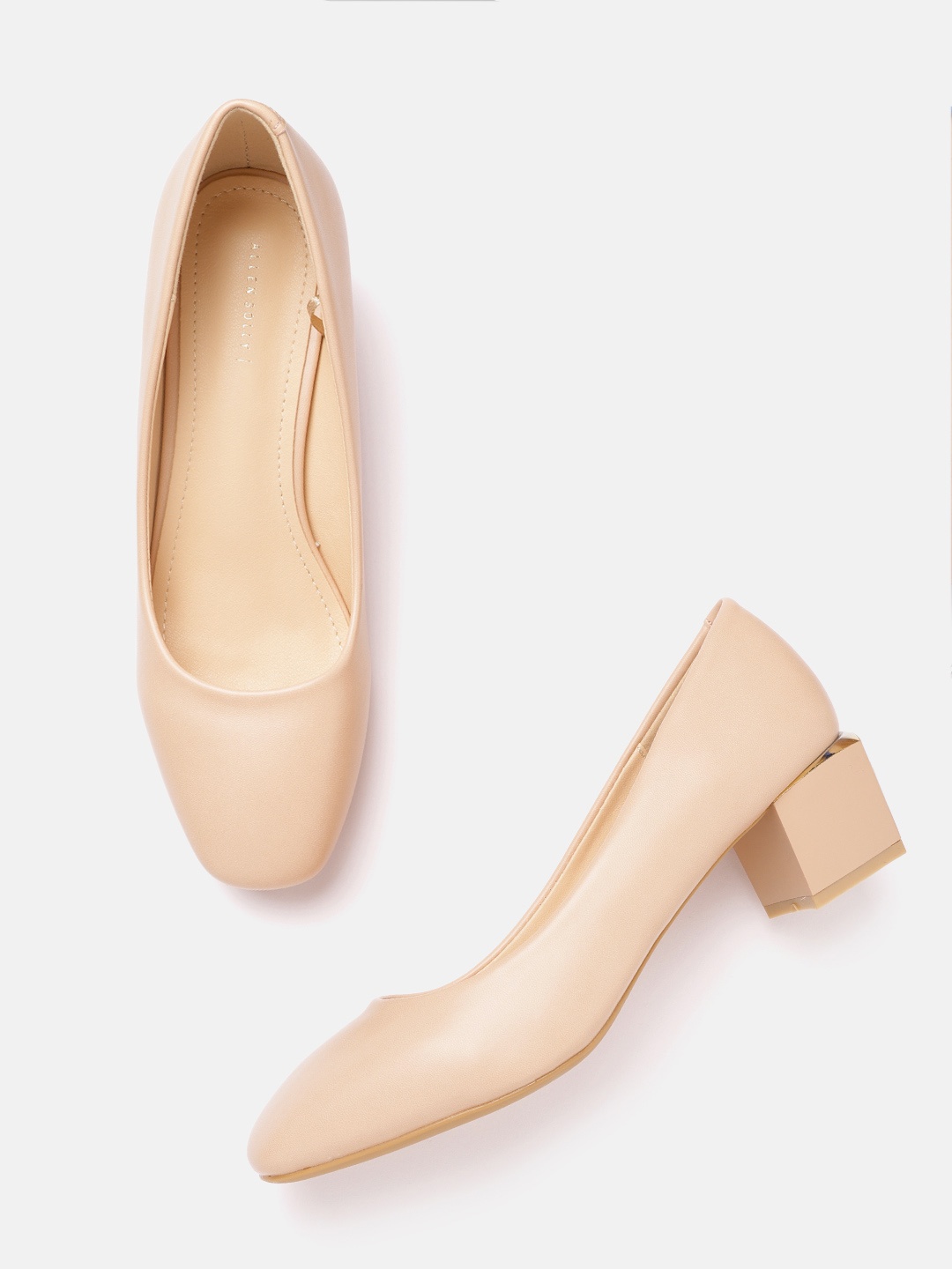 

Allen Solly Women Peach-Coloured Solid Pumps