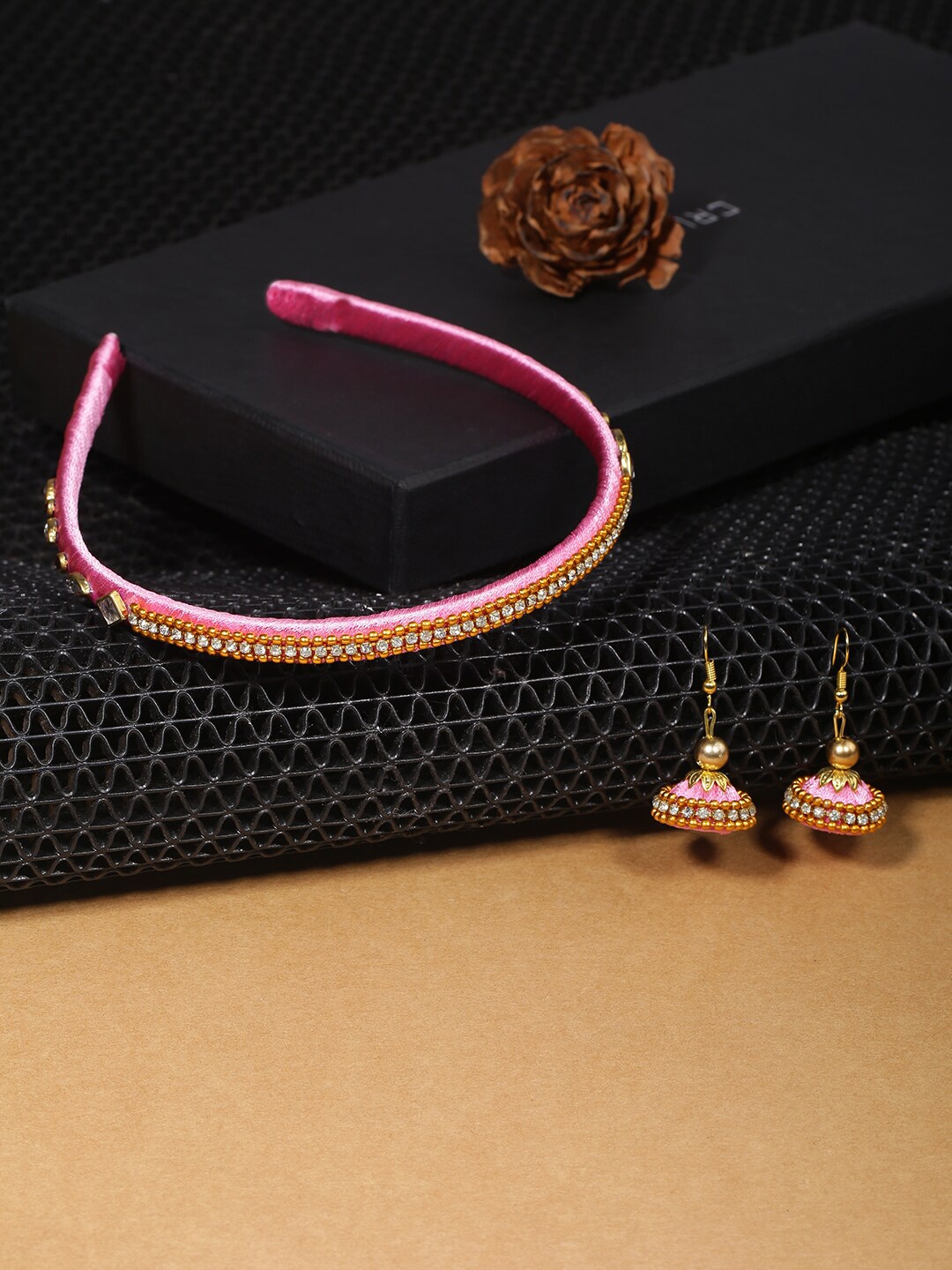 

AKSHARA Girls Rose & Gold-Toned Beaded Hairband