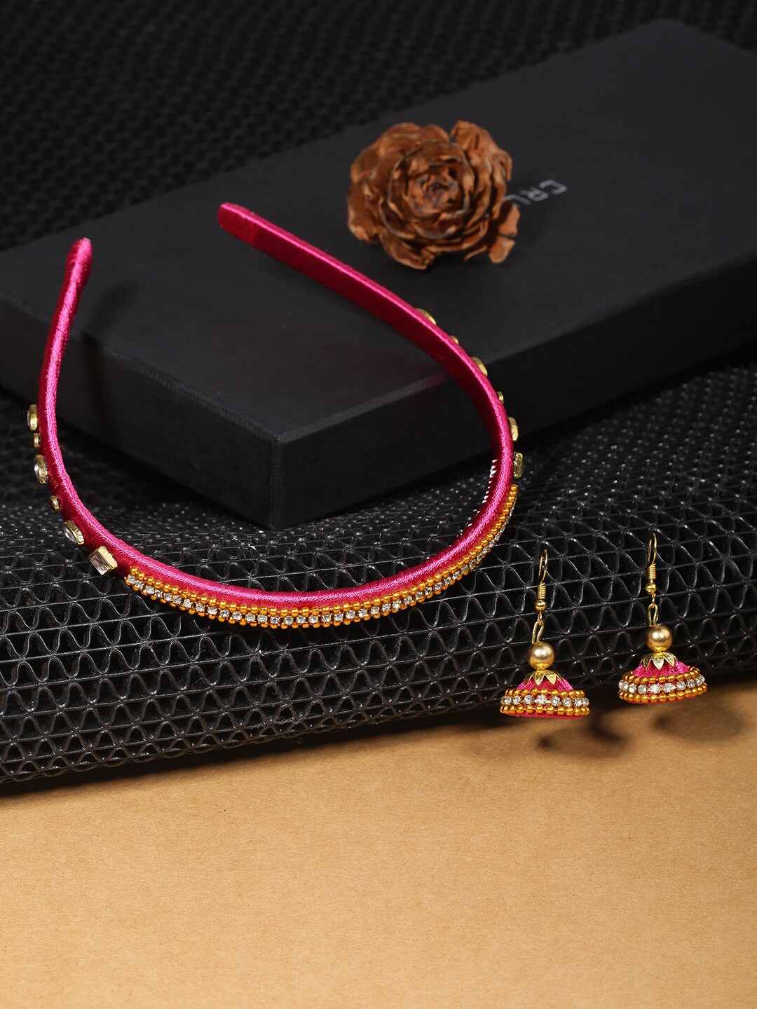 

AKSHARA Girls Pink & Gold-Toned Set of 2 Beaded Hair Accessory Set