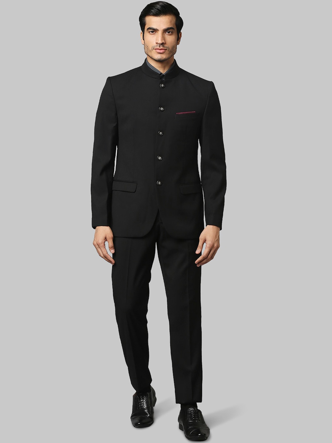 

Park Avenue Men Black Solid 2-Piece Slim-Fit Formal Bandhgala Suit