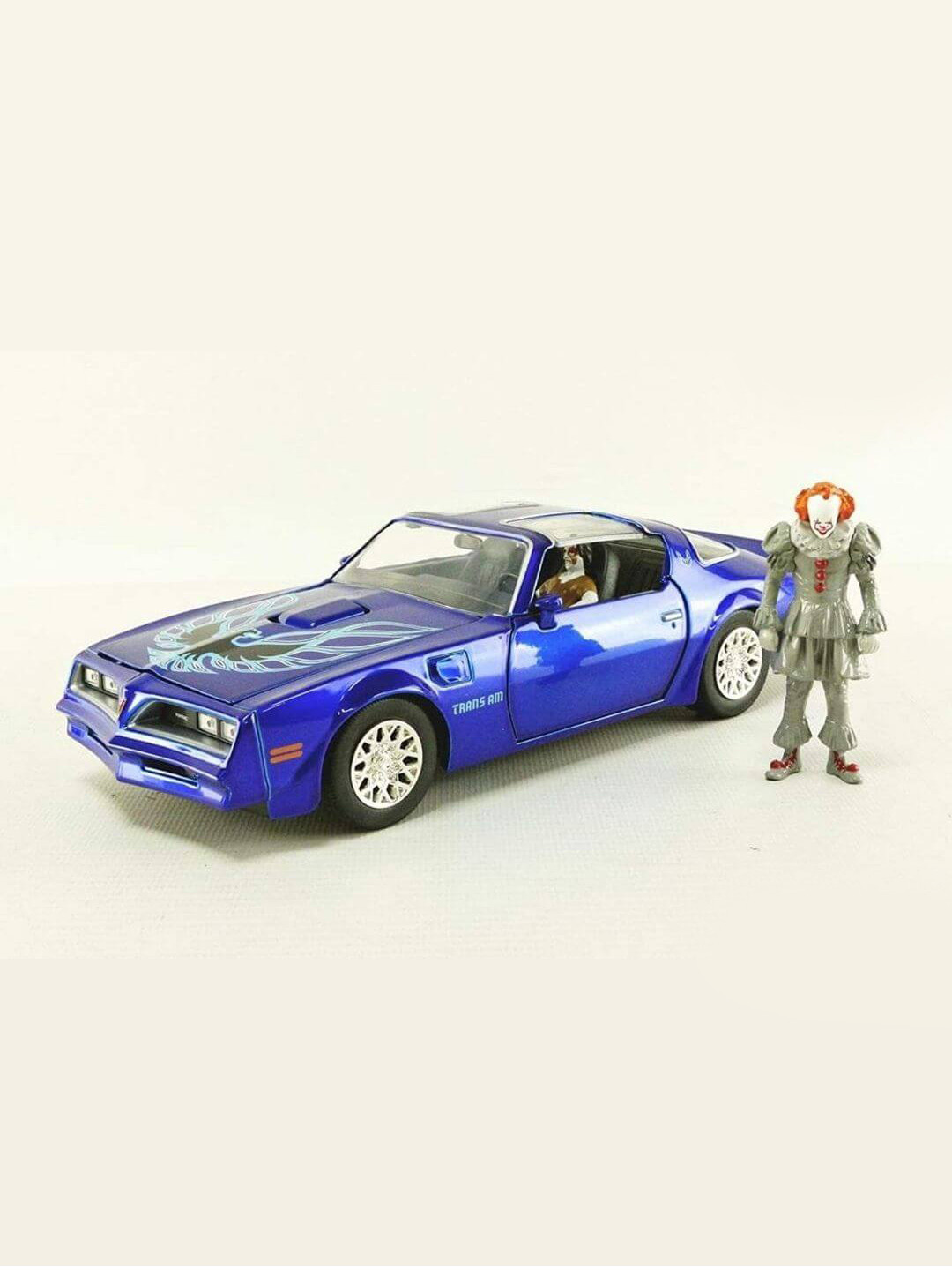 

Jada Toys Blue Hollywood Rides Pontiac Firebird With Pennywise Figure