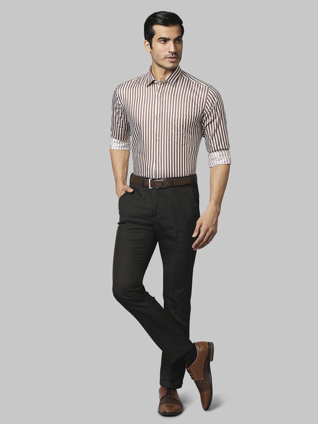 

Park Avenue Men Brown & Off-White Slim Fit Striped Formal Shirt