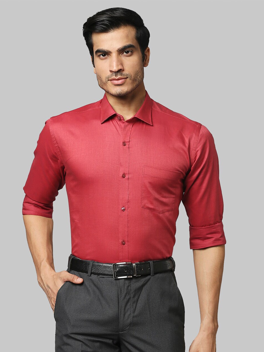 

Park Avenue Men Red Slim Fit Formal Shirt