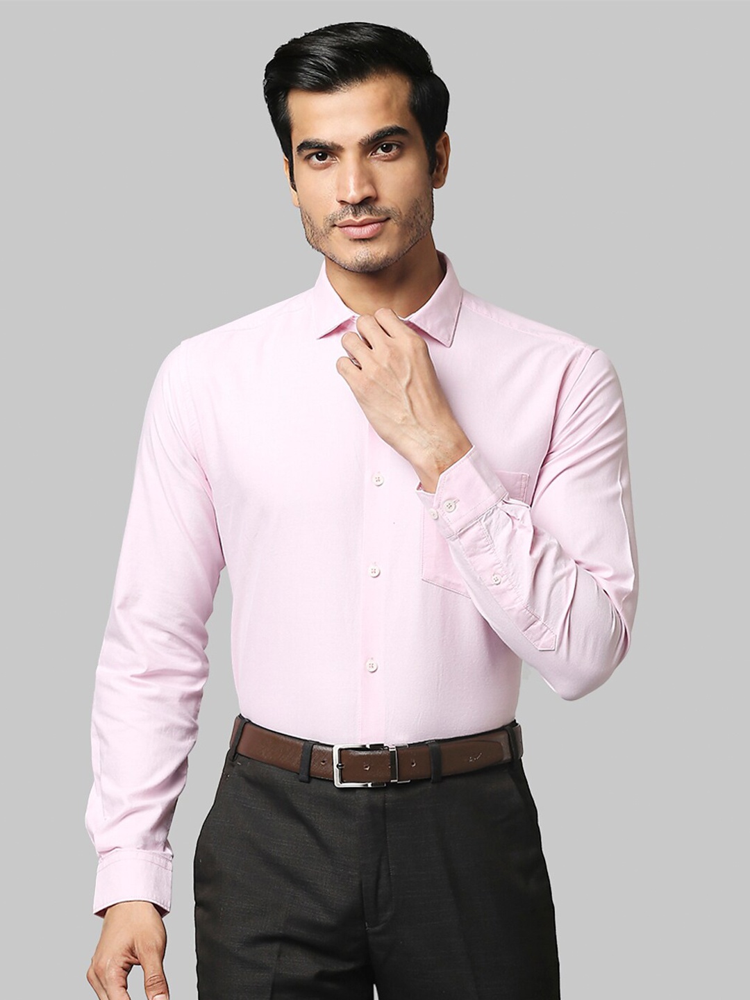 

Park Avenue Men Pink Slim Fit Casual Shirt