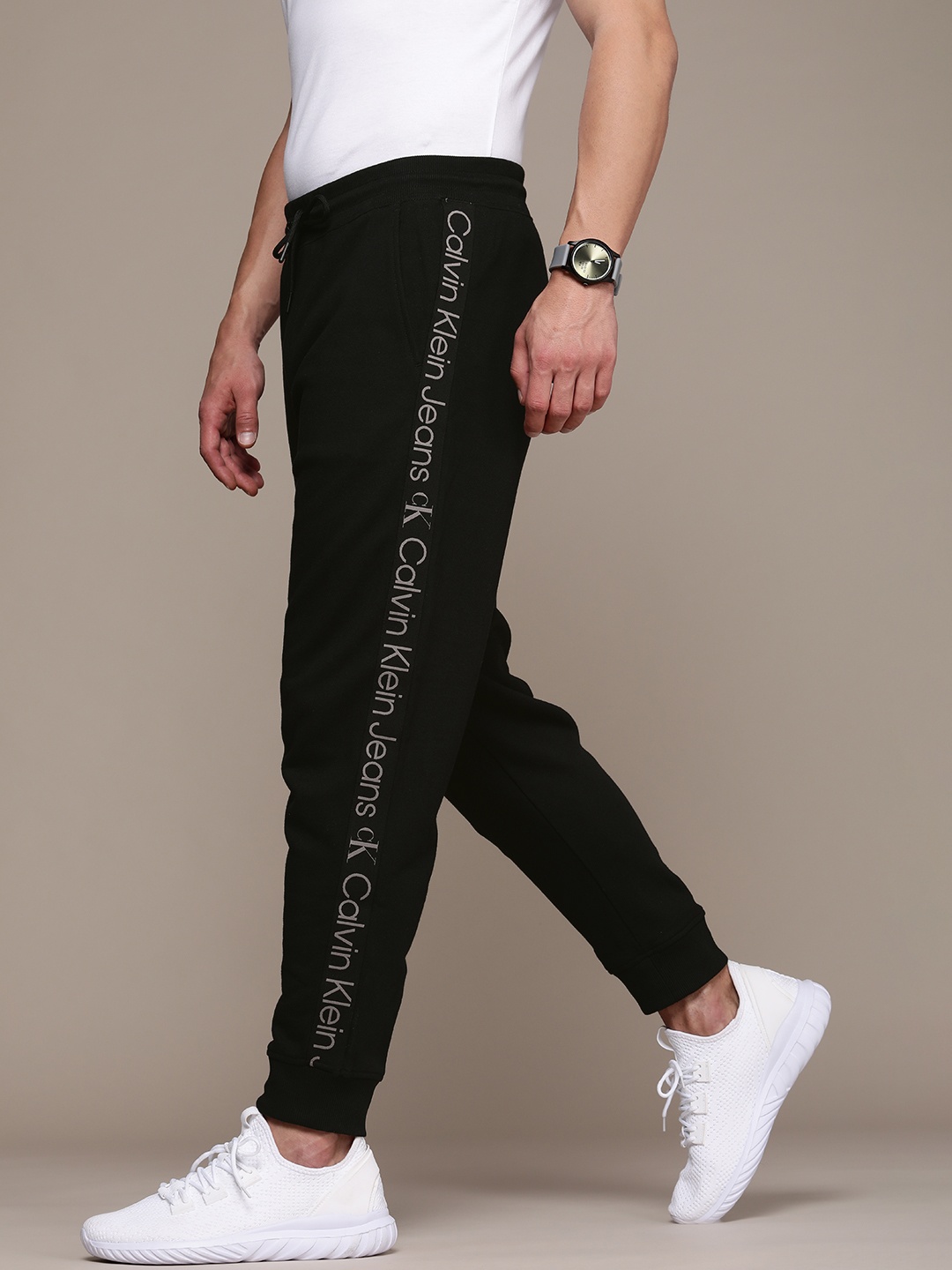 

Calvin Klein Jeans Men Black Solid Pure Organic Cotton Joggers