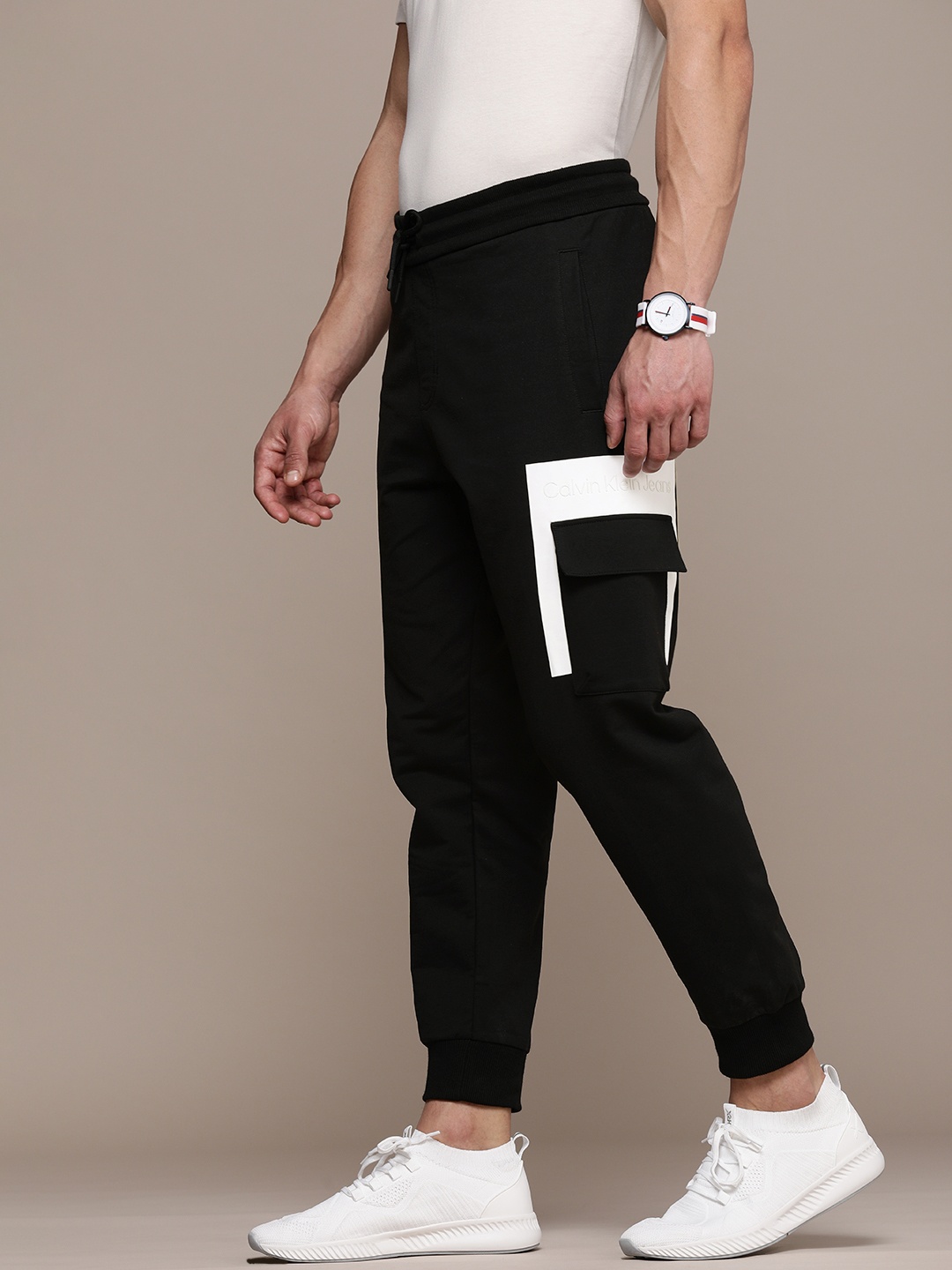 

Calvin Klein Jeans Men Black Printed Joggers with Pocket Detail