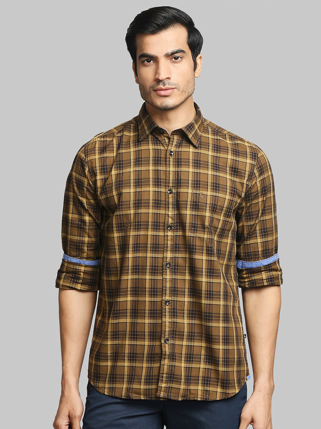 

Parx Men Brown Slim Fit Checked Casual Shirt