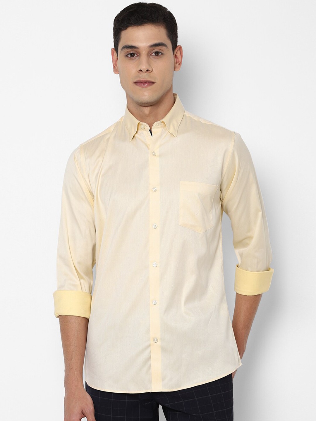 

Allen Solly Men Yellow Slim Fit Casual Shirt