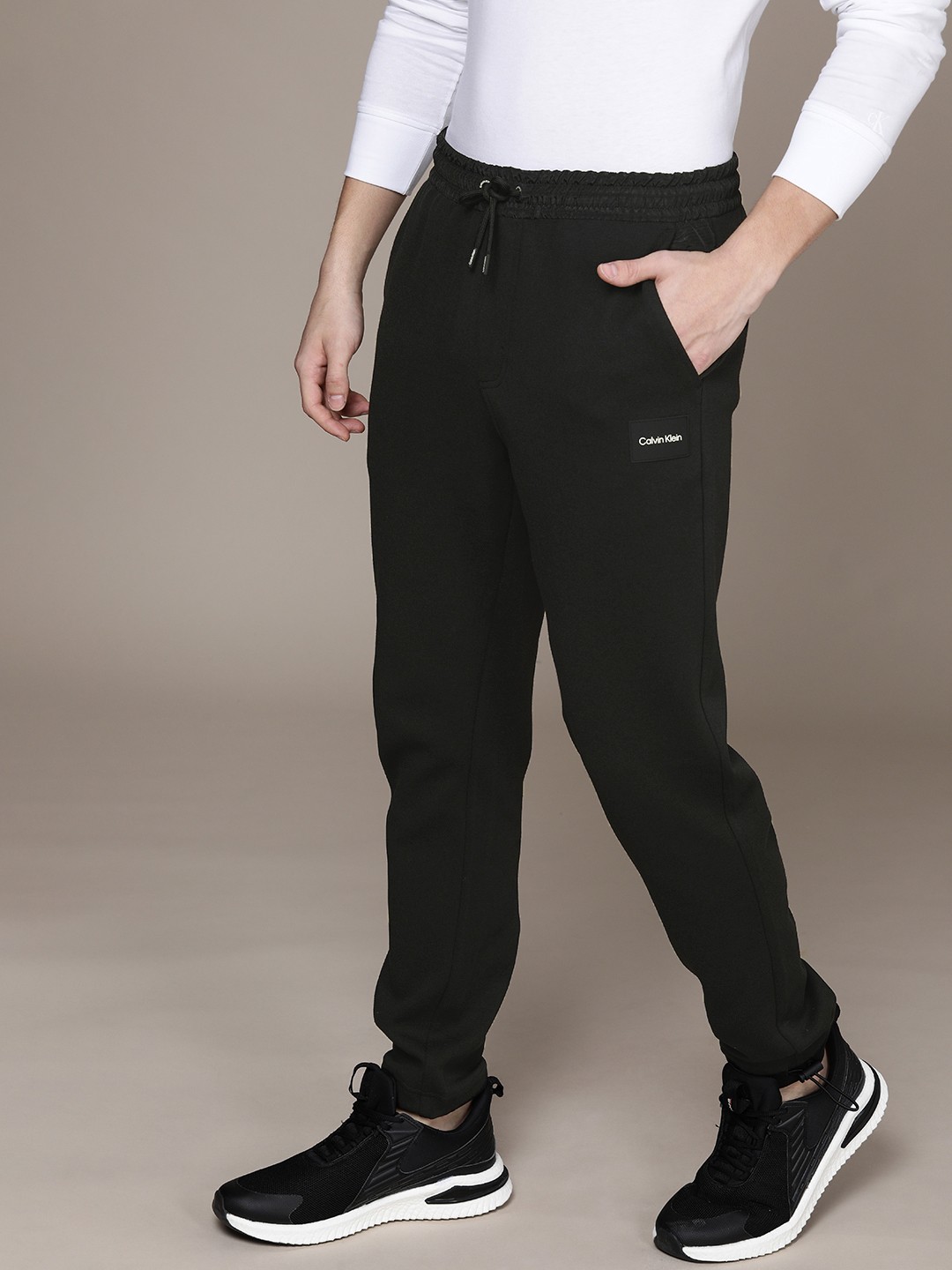 

Calvin Klein Jeans Men Black Solid Joggers