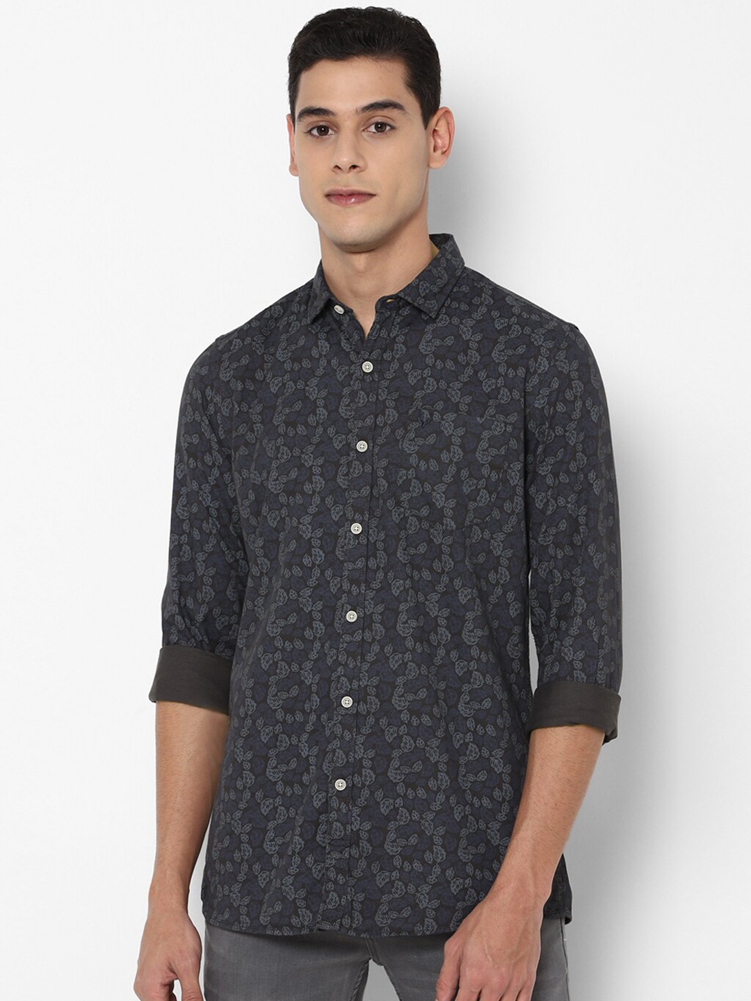 

Allen Solly Sport Men Grey Floral Printed Cotton Casual Shirt
