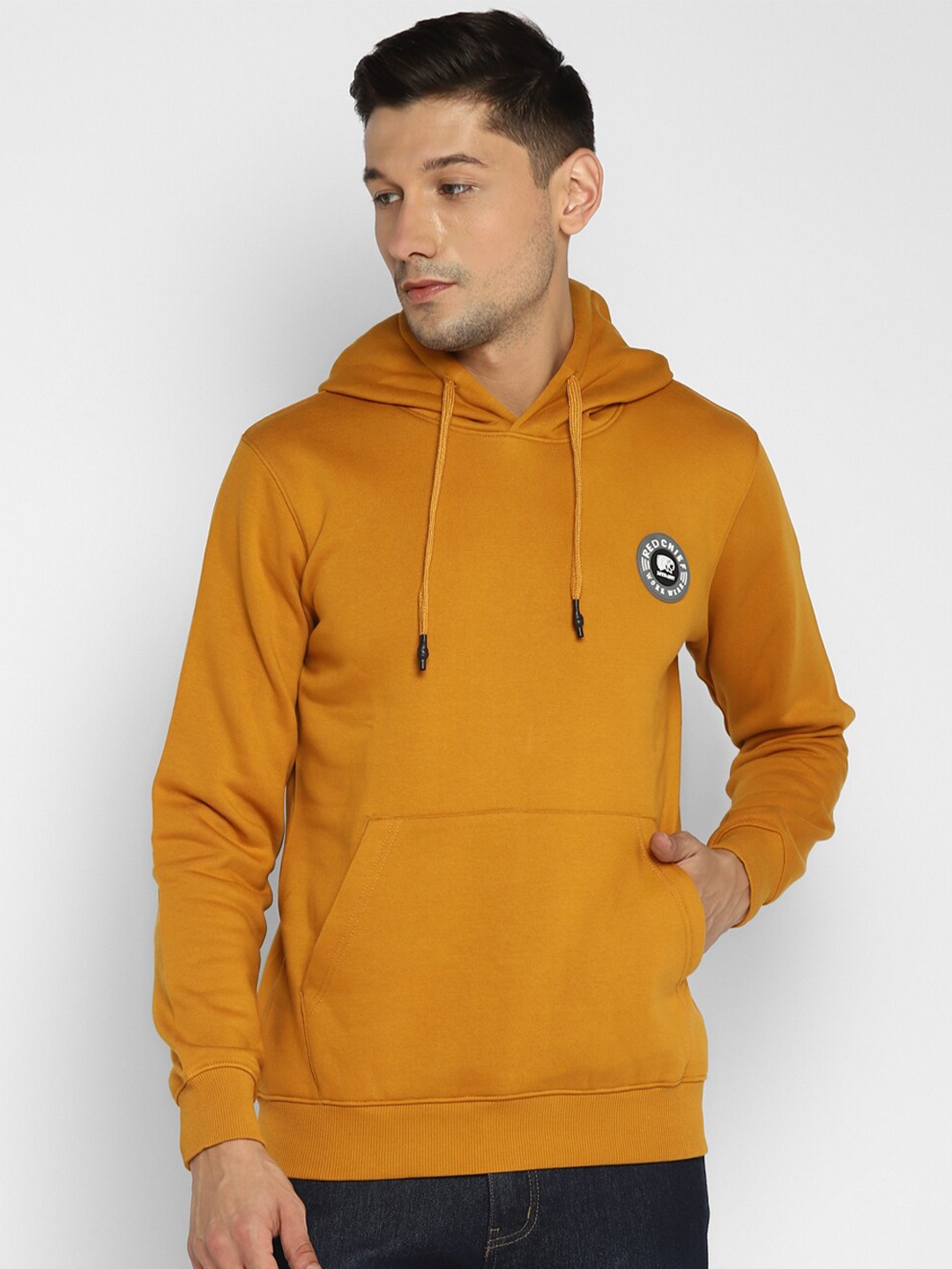 

Red Chief Men Yellow Solid Pullover Sweatshirt