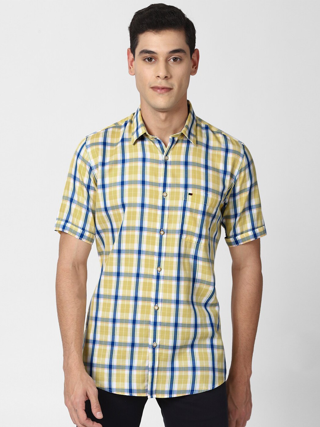 

Peter England Casuals Men Yellow Slim Fit Checked Casual Shirt