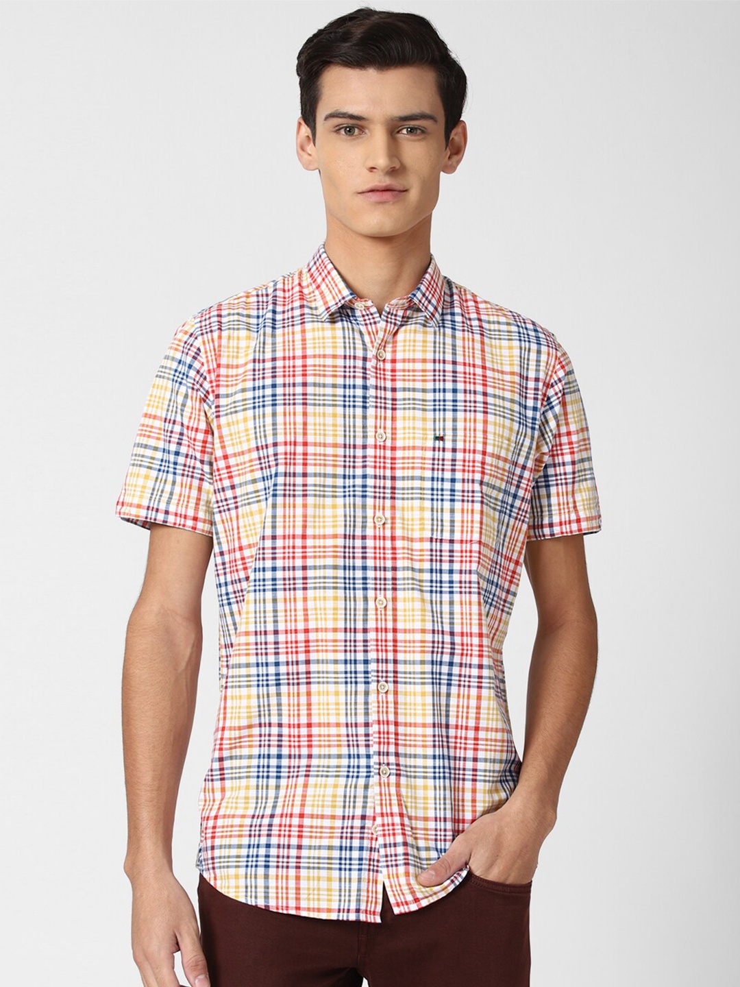 

Peter England Casuals Men White & Yellow Slim Fit Tartan Checks Cotton Linen Casual Shirt