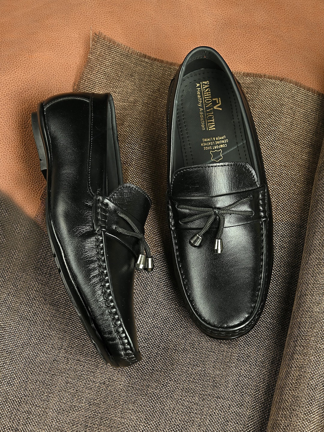

Fashion Victim Men Black Leather Loafers