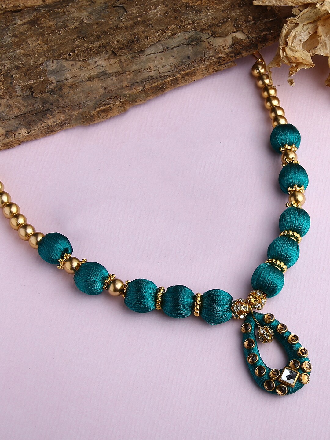 

AKSHARA Gold-Toned & Green Gold-Plated Handcrafted Necklace