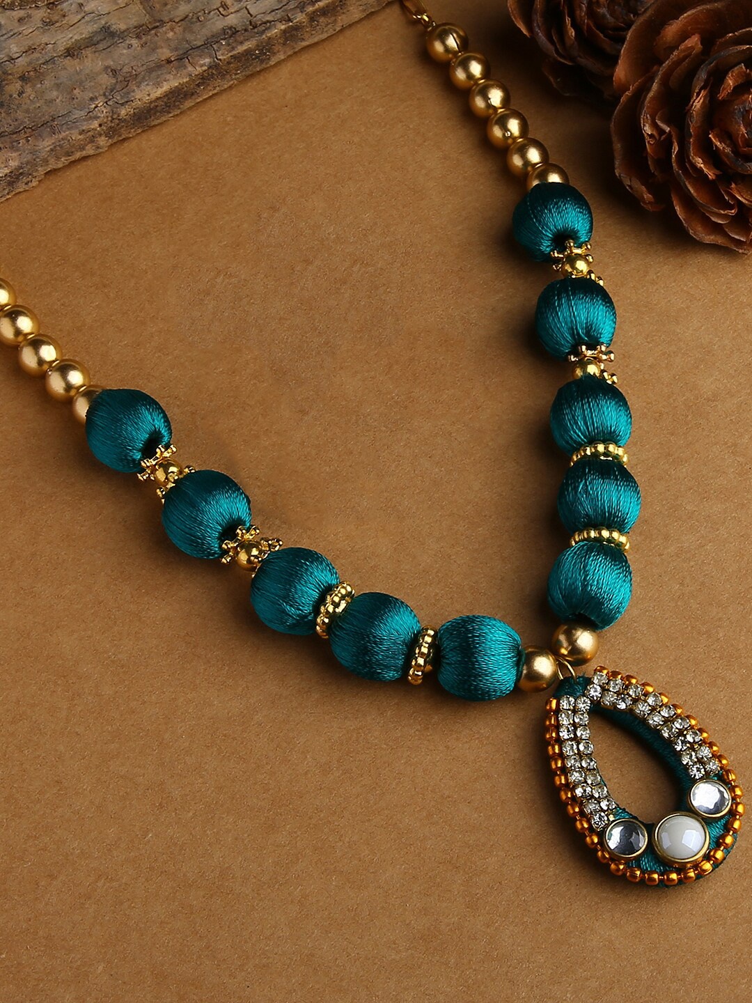 

AKSHARA Teal & Gold-Toned Gold-Plated Silk Thread Necklace