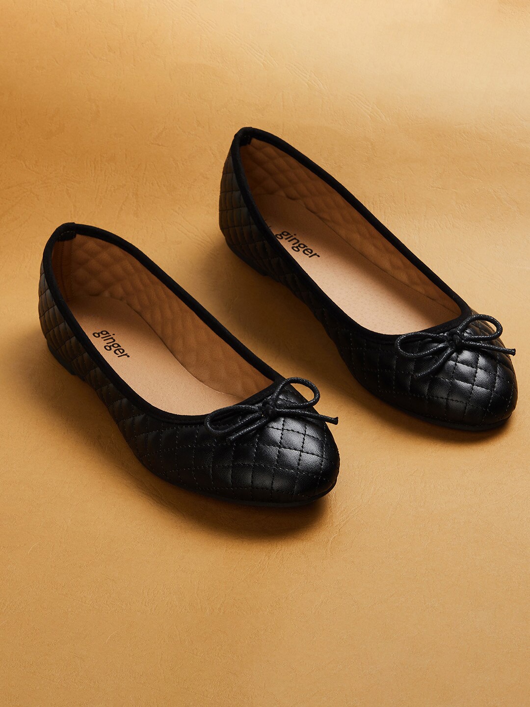 

Ginger by Lifestyle Women Black Woven Design Mojaris