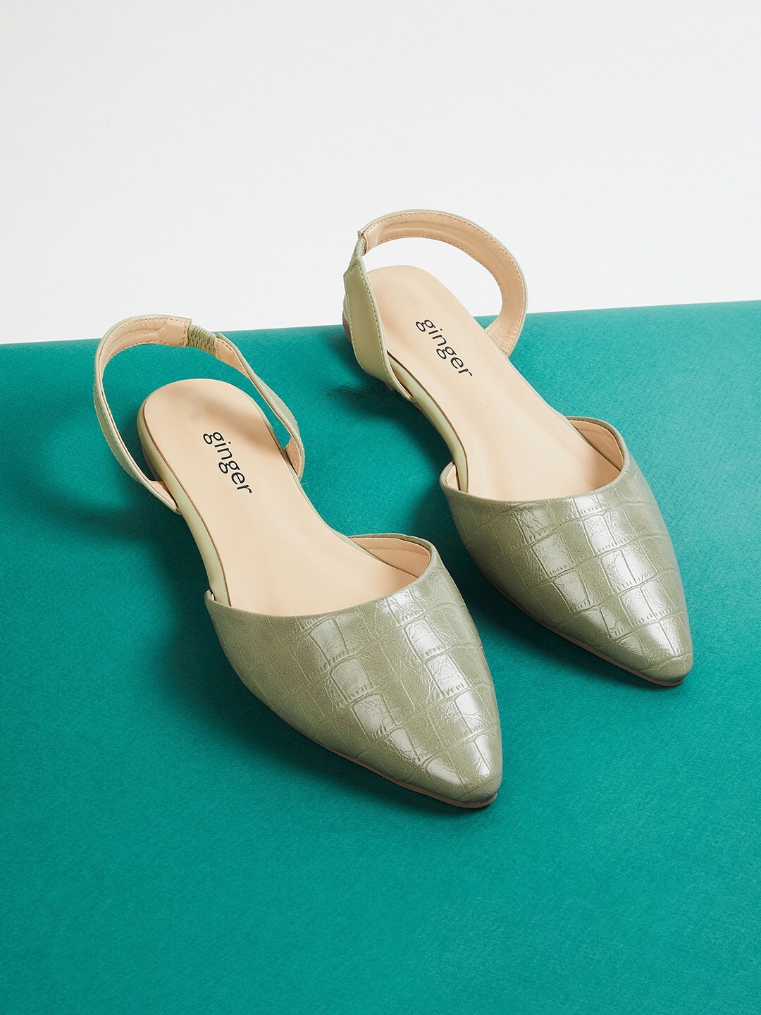 

Ginger by Lifestyle Women Green Textured Mules