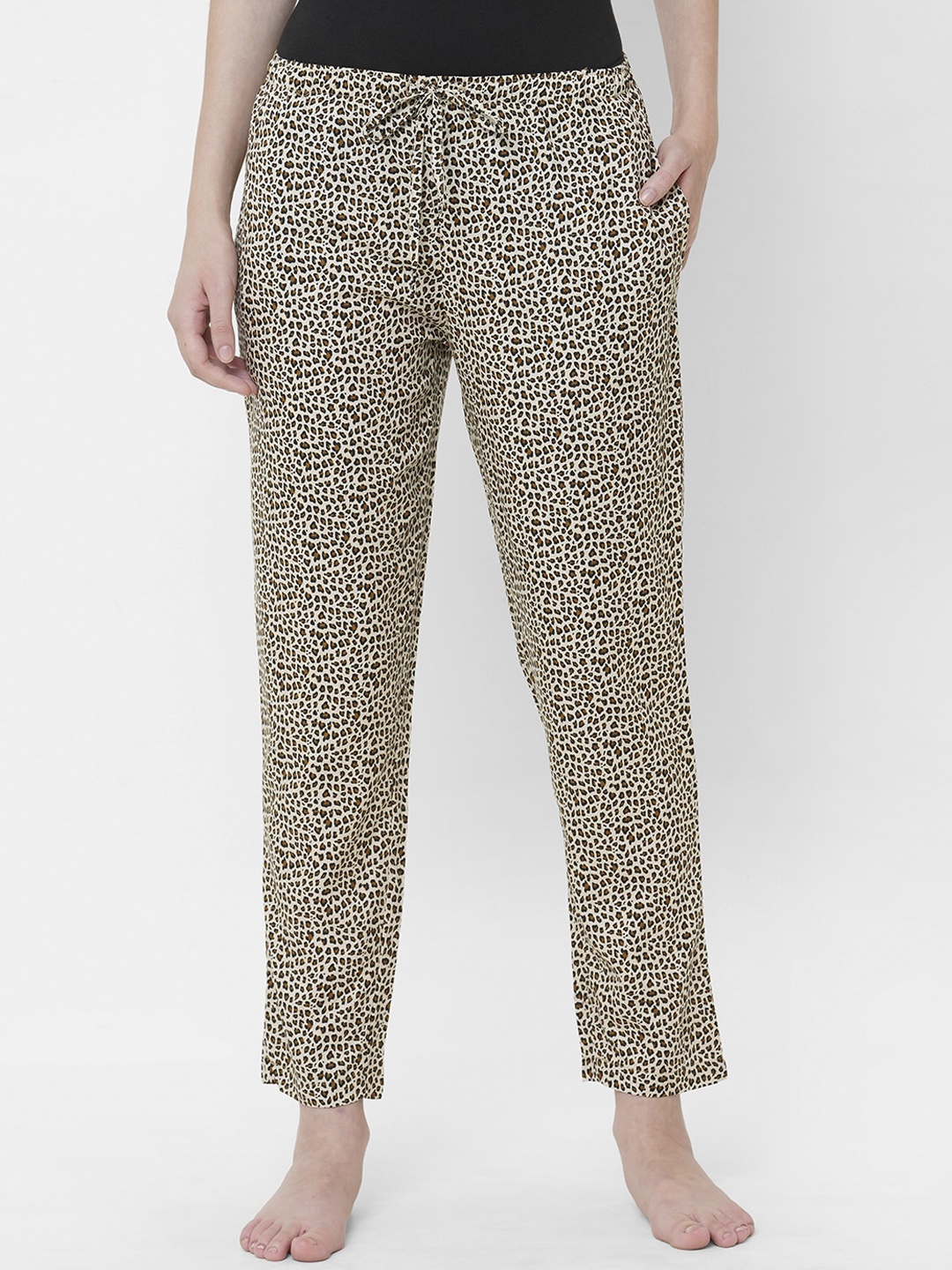 

URBAN SCOTTISH Women Multi Printed Lounge Pants, White