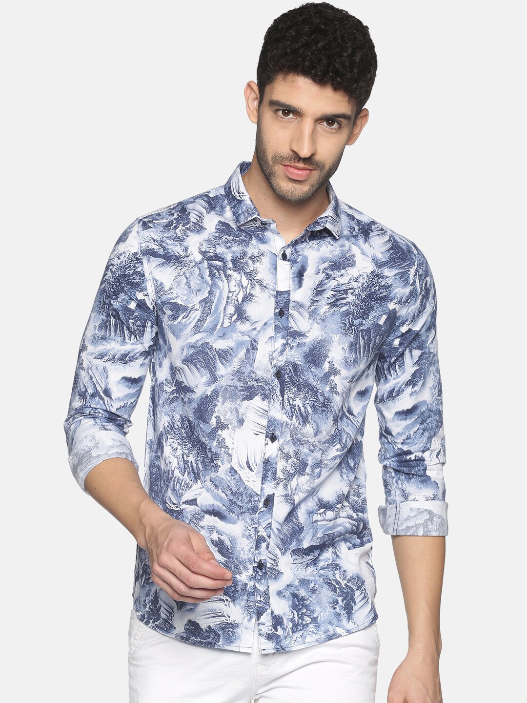 

SHOWOFF Men Blue Slim Fit Printed Casual Shirt