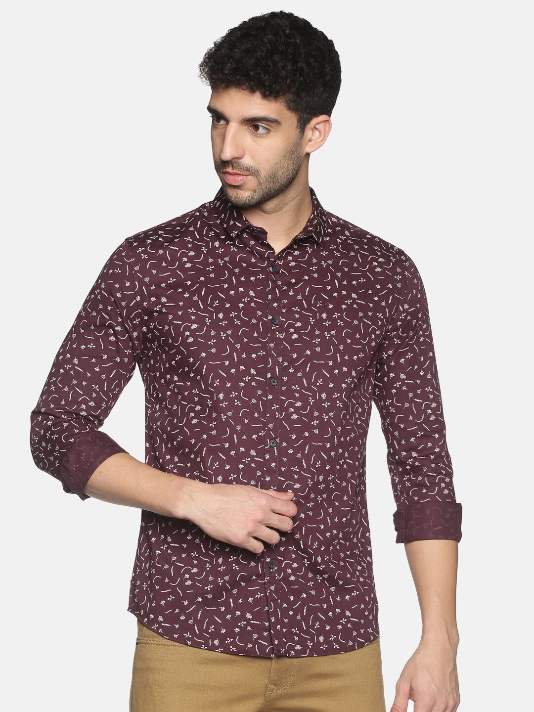 

SHOWOFF Men Brown Slim Fit Printed Casual Shirt