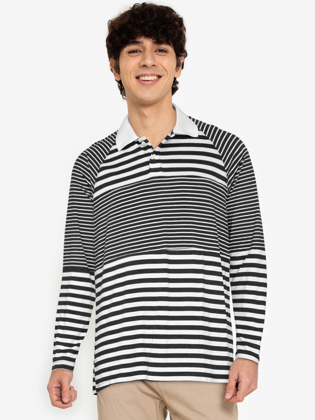 

ZALORA BASICS Men Black & White Striped Polo Collar T-shirt