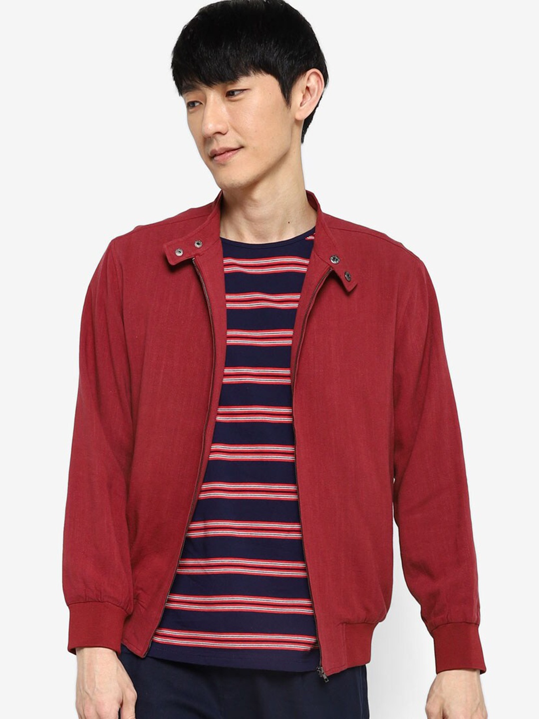 

ZALORA BASICS Men Red Solid Lightweight Bomber Jacket