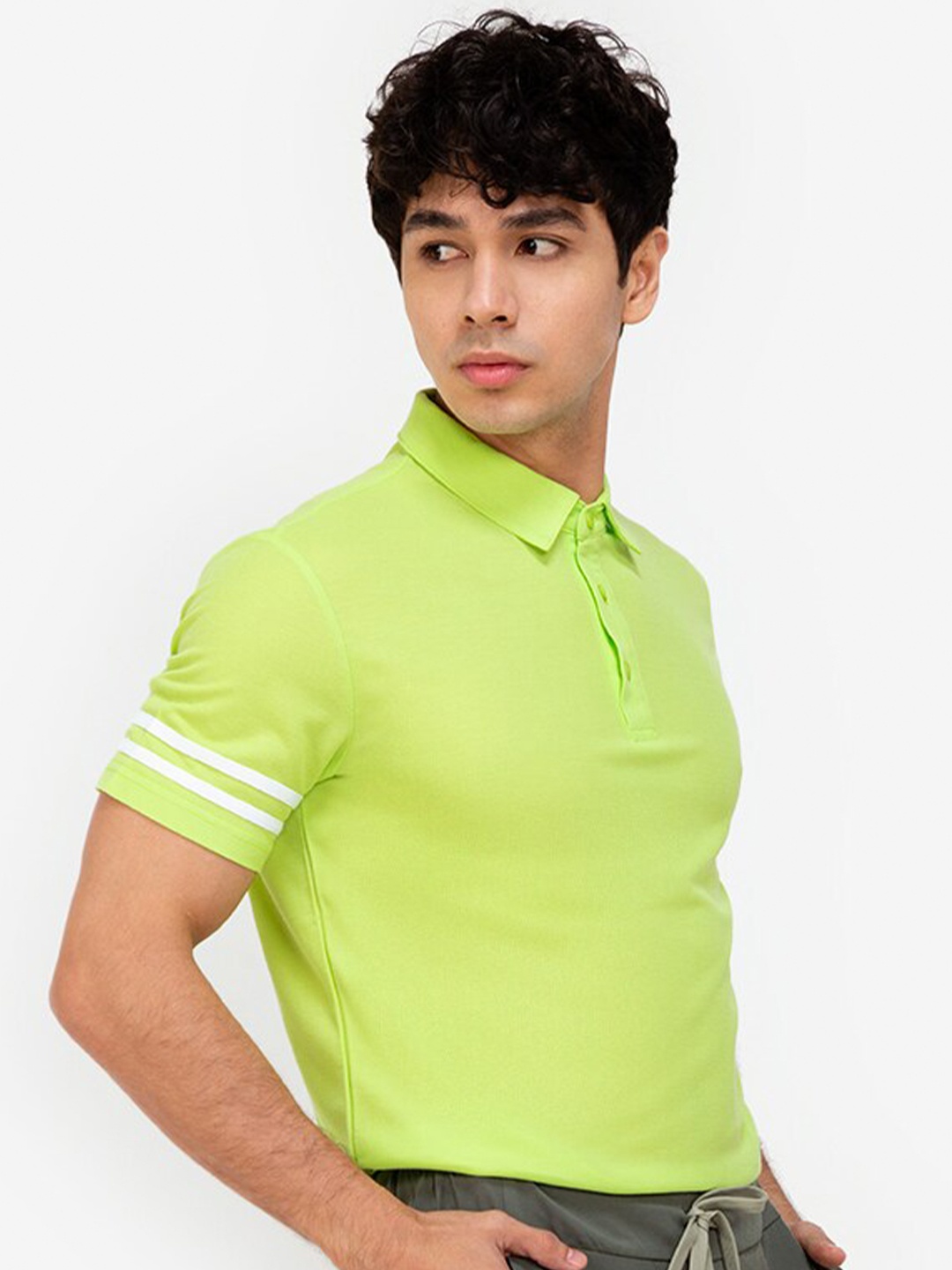 

ZALORA ACTIVE Men Yellow Polo Collar T-shirt