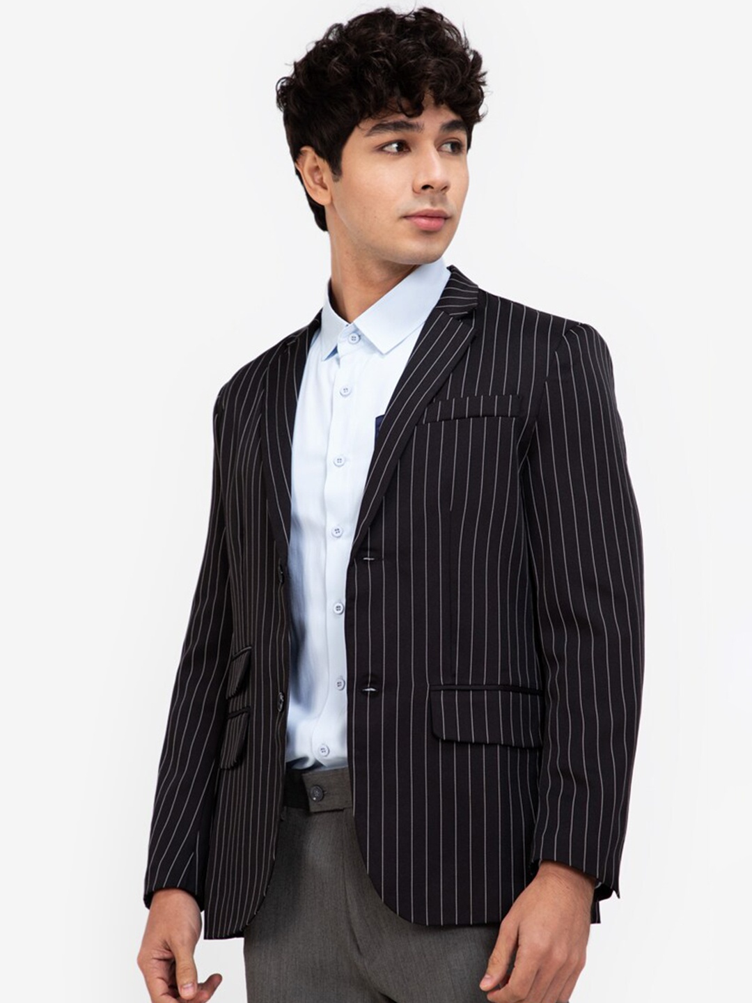

ZALORA BASICS Men Black & White Striped Single Breasted Blazer