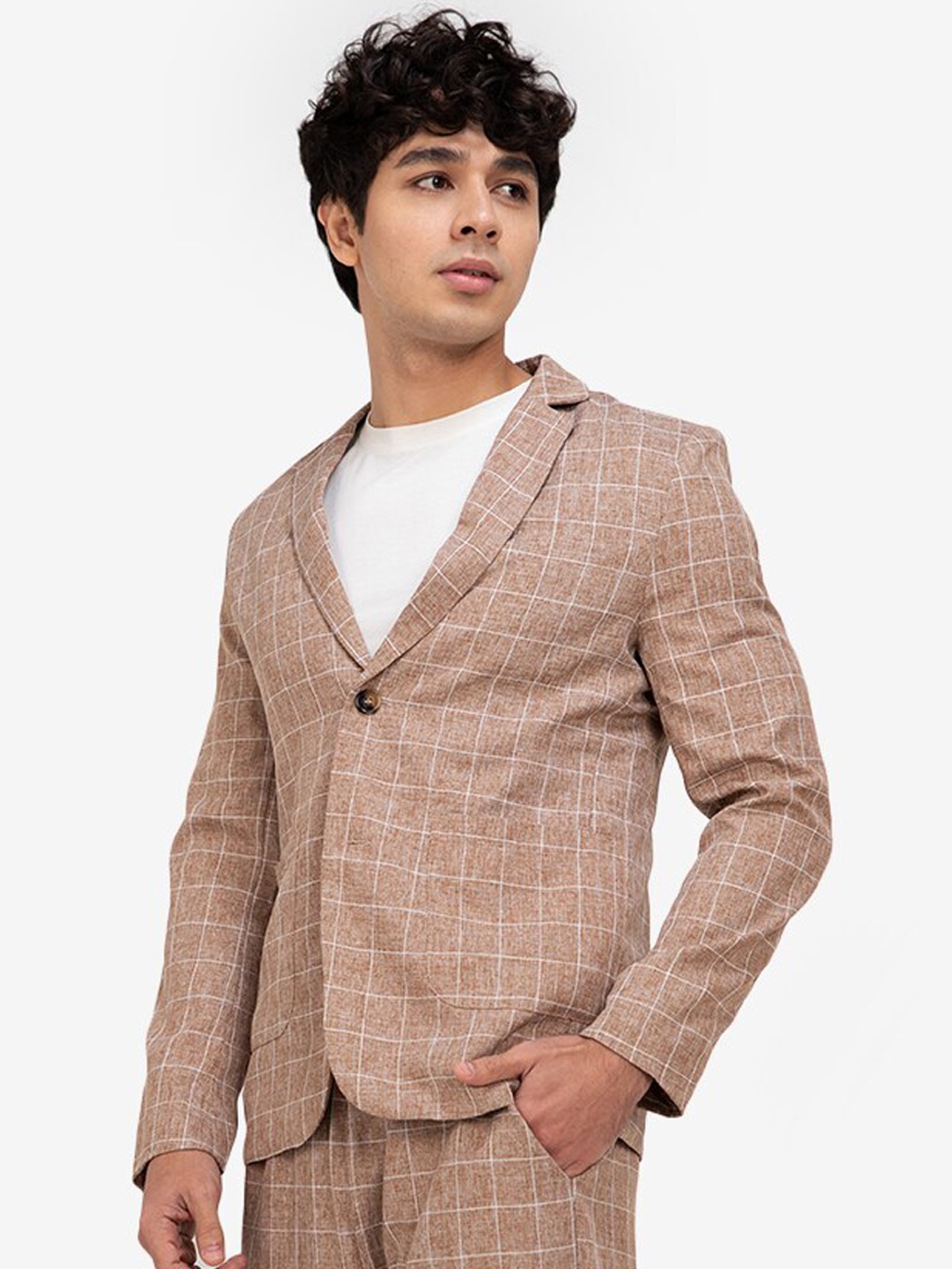 

ZALORA BASICS Men Beige & White Checked Lightweight Tailored Jacket