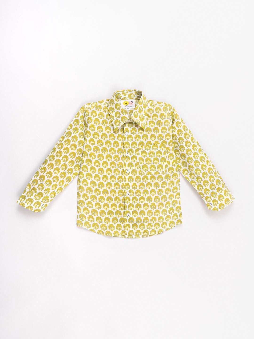 

CUTE LEMONS Boys Yellow & White Printed Cotton Casual Shirt