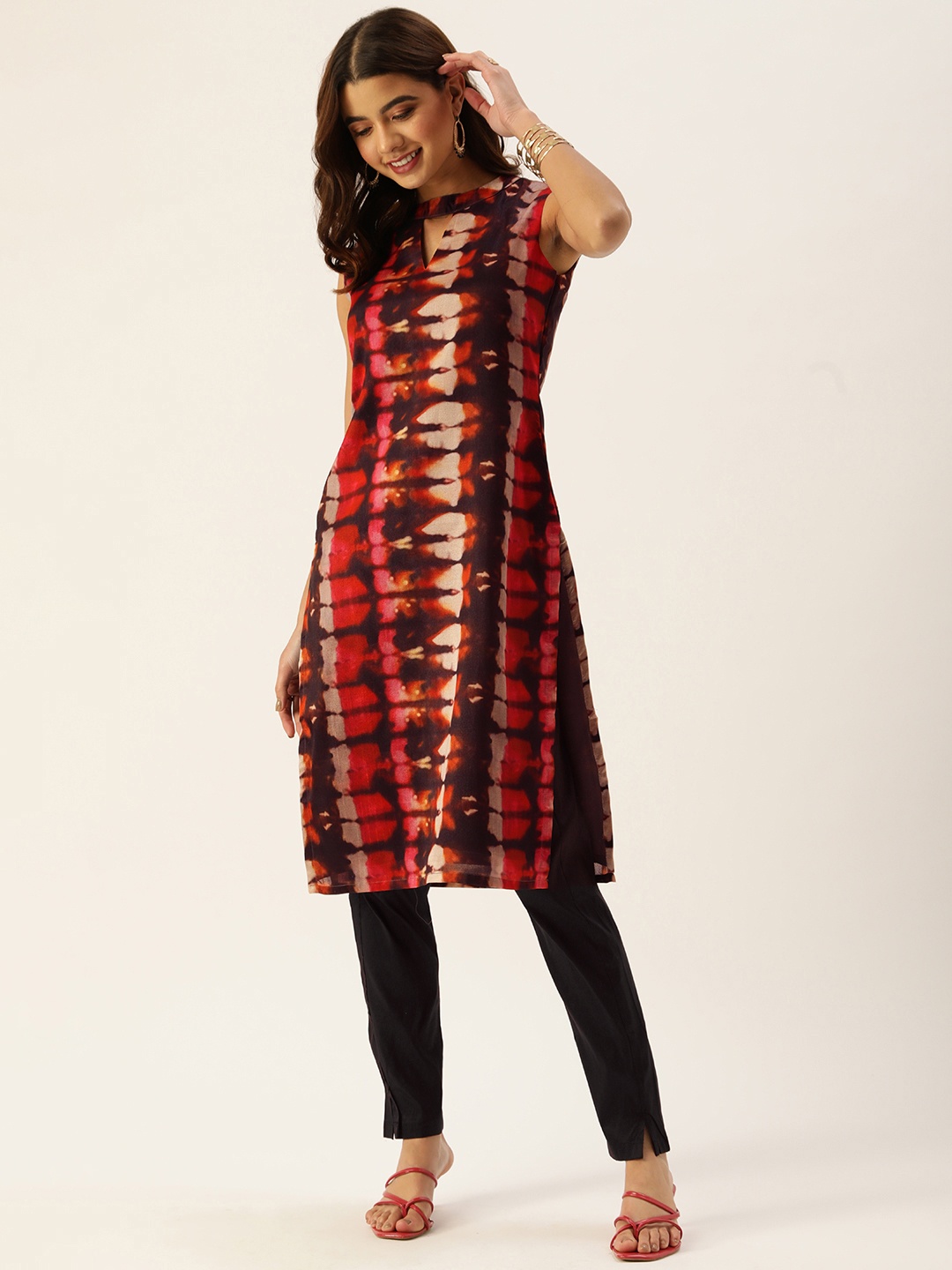 

Ethnovog Women Red Dyed Kurta with Trousers