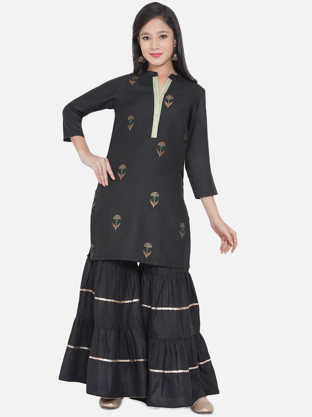 

Bitiya by Bhama Girls Black Ethnic Motifs Printed Kurta with Sharara