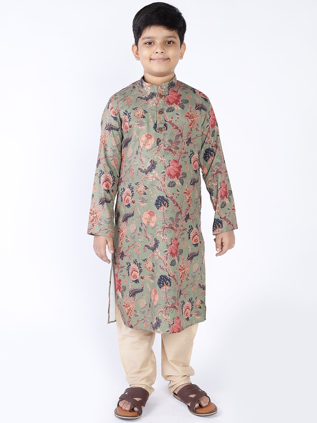 

TABARD Boys Green Floral Printed Pure Cotton Kurta with Churidar