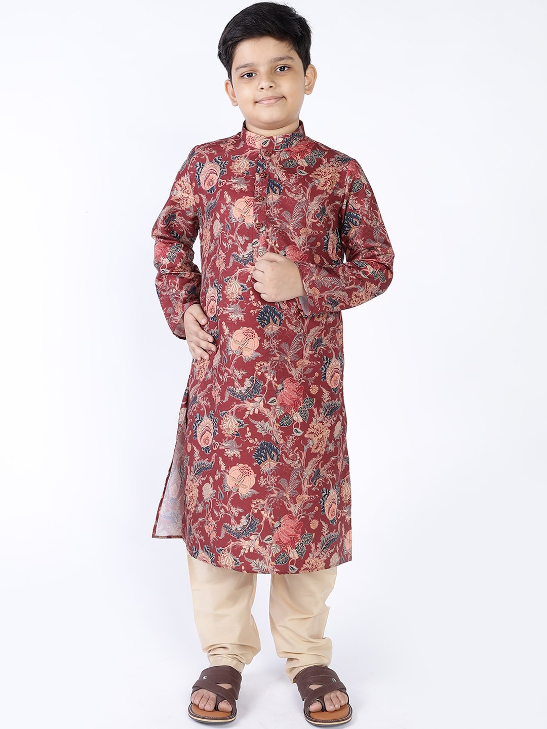 

TABARD Boys Maroon Floral Printed Pure Cotton Kurta with Churidar