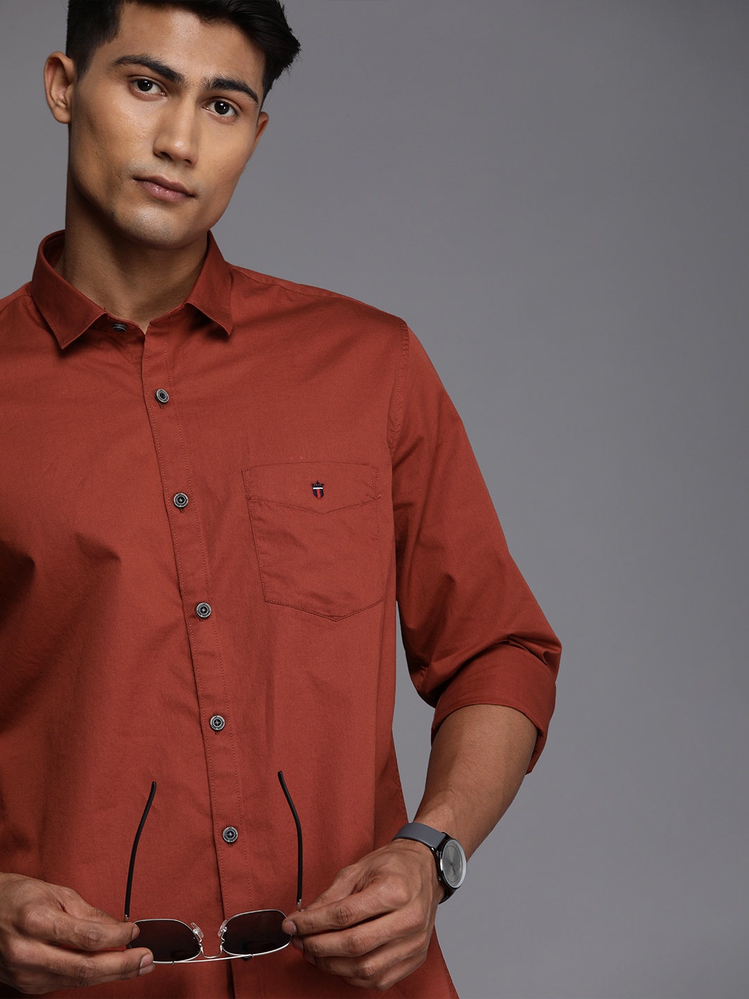 

Louis Philippe Sport Men Rust Solid Slim Fit Casual Shirt