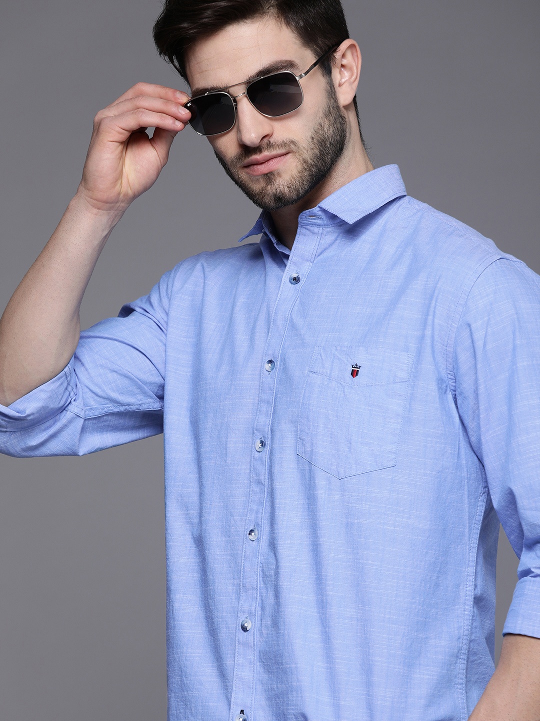 

Louis Philippe Sport Men Blue Slim Fit Solid Pure Cotton Casual Shirt