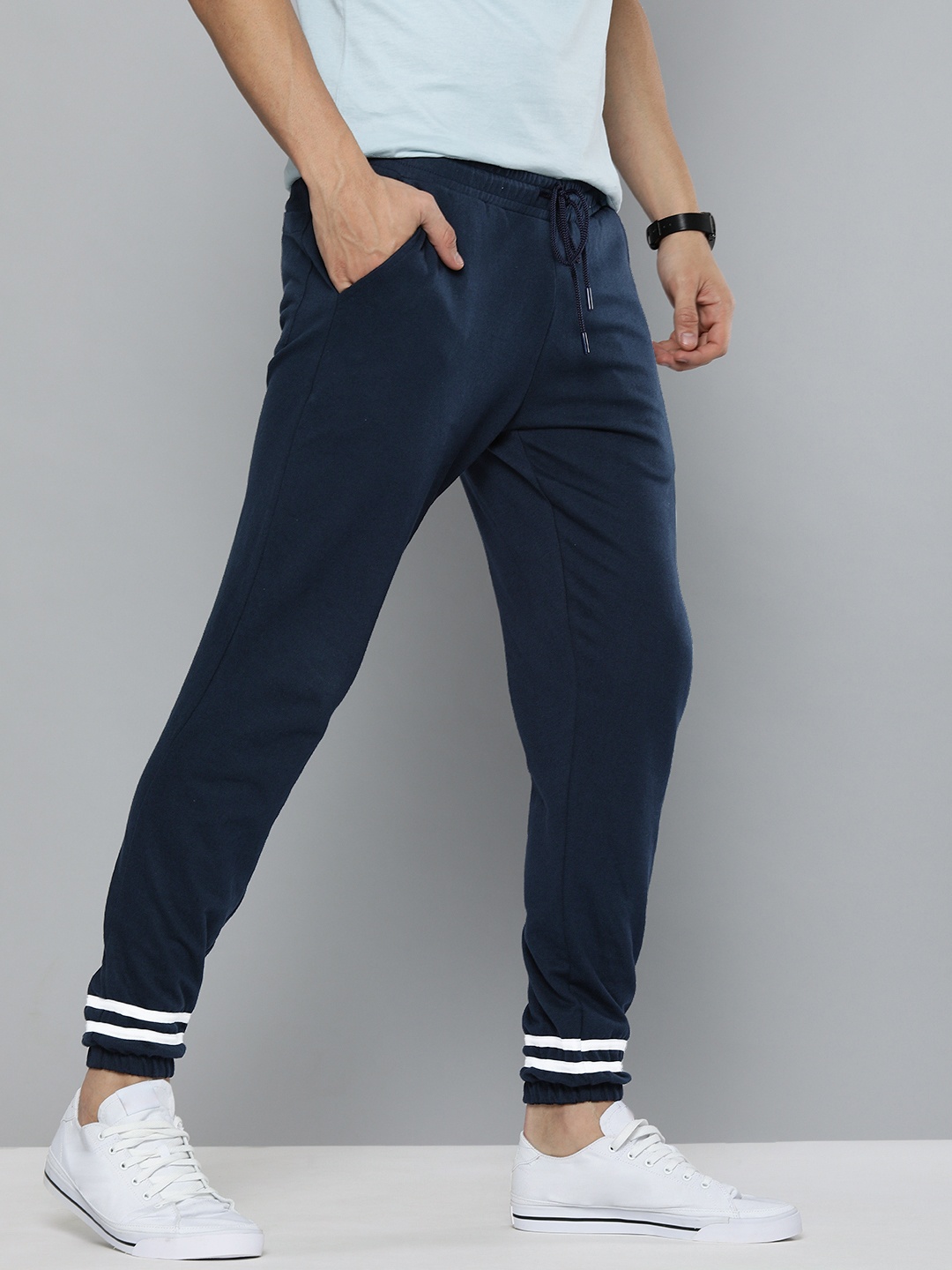 

Mast & Harbour Men Blue Slim Fit Mid Rise Joggers