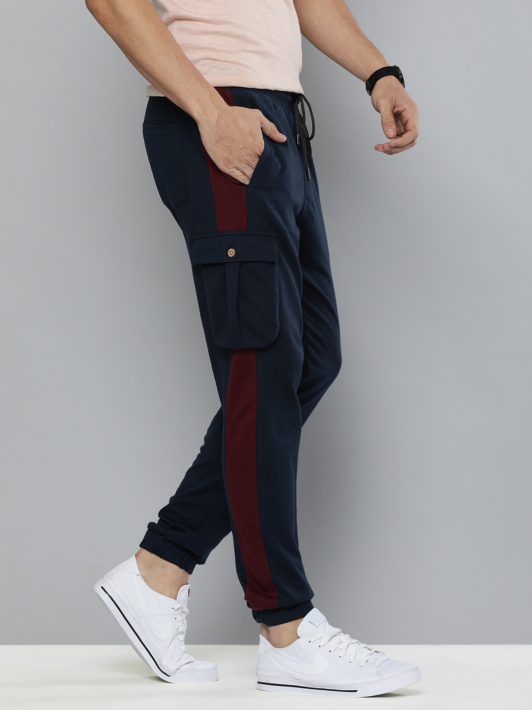 

Mast & Harbour Navy Colourblocked Regular Fit Mid Rise Casual Joggers, Navy blue
